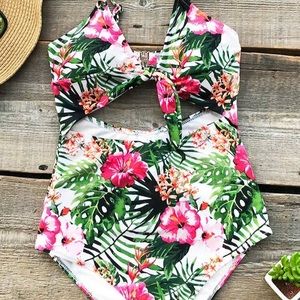 One Piece Tropical swim suite